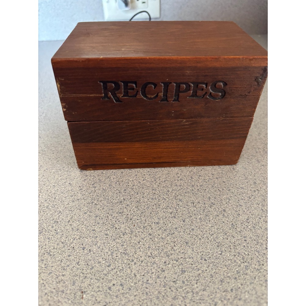 Vintage Wooden Recipe Box  – Includes Blank Recipe Cards & Dividers